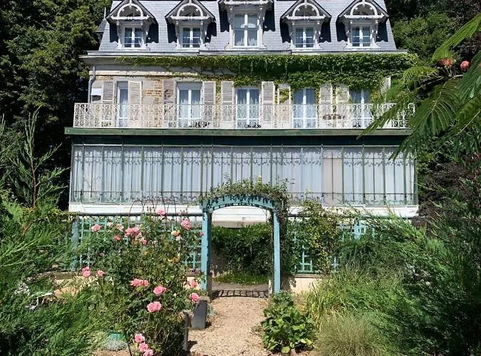 Manoir Sainte Cecile Art Nouveau Juvigny-Val-d'Andaine